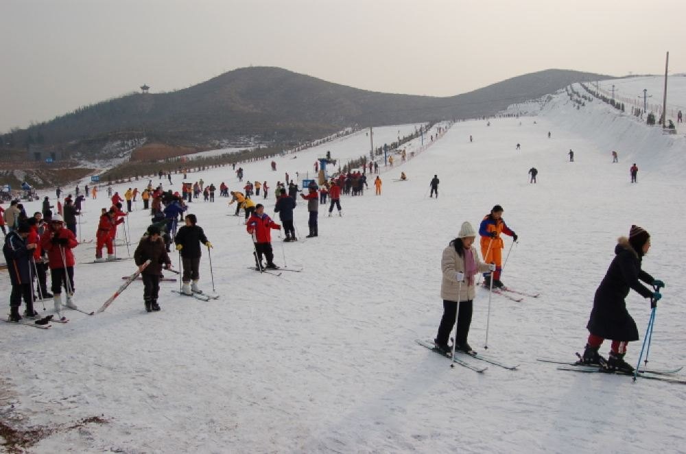 石家庄井陉县秦皇古道滑雪场 - 图片1