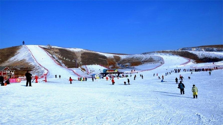 唐山京东玉龙湾滑雪场 - 图片1