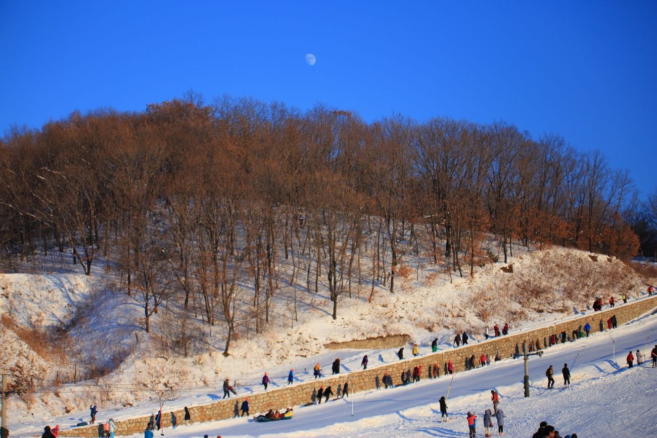 朱雀山滑雪场 - 图片1