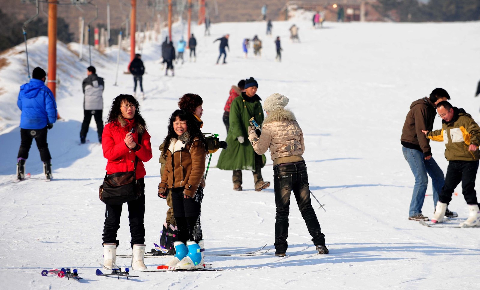 呼和浩特北极光滑雪场 - 图片1
