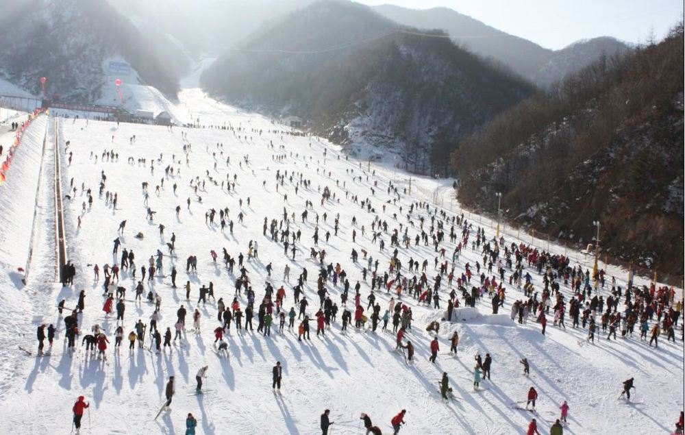 平顶山尧山滑雪乐园 - 图片1