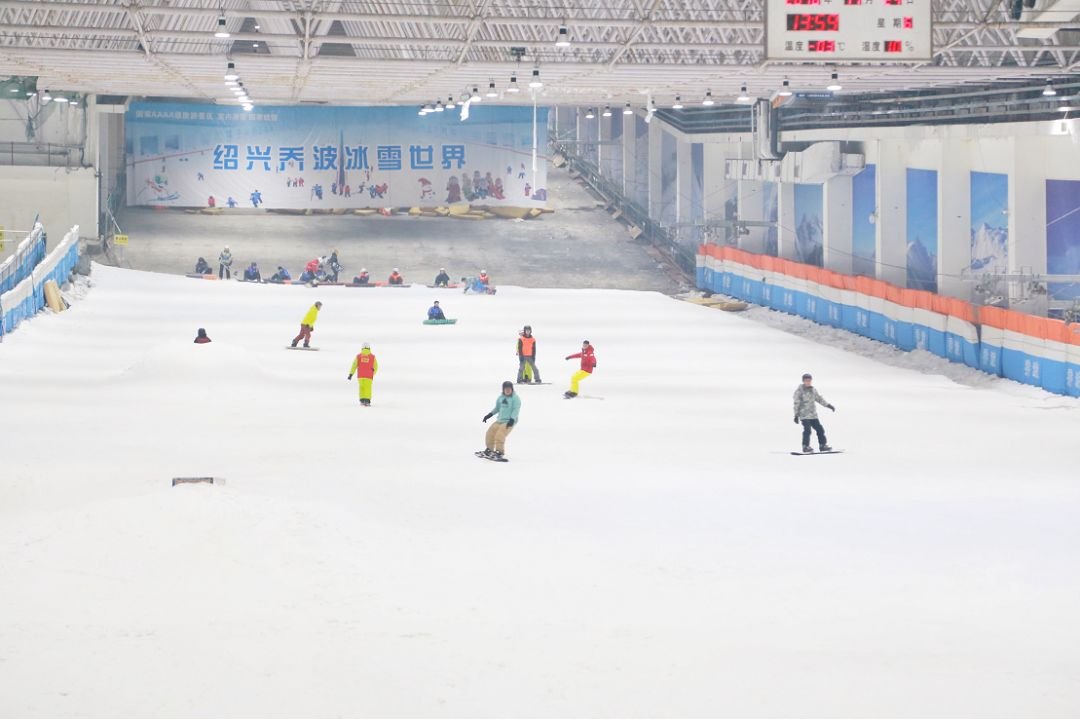 绍兴乔波冰雪世界 - 图片1