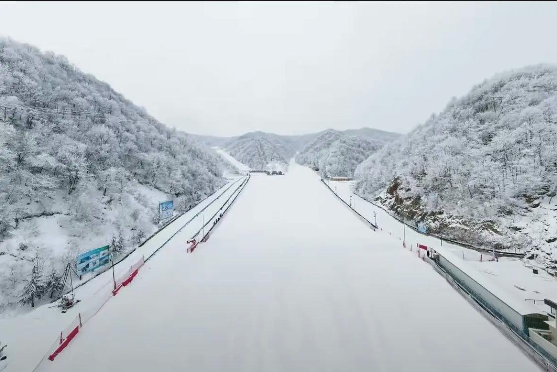 伏牛山旱雪场 - 图片3