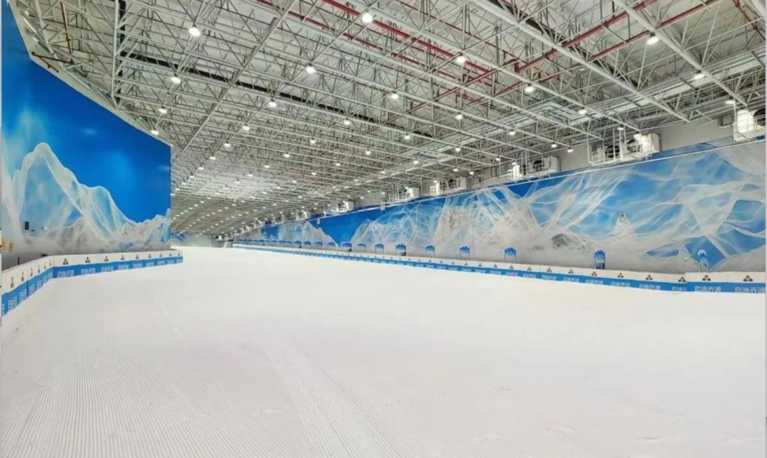 徐州启迪冰雪乔波滑雪场