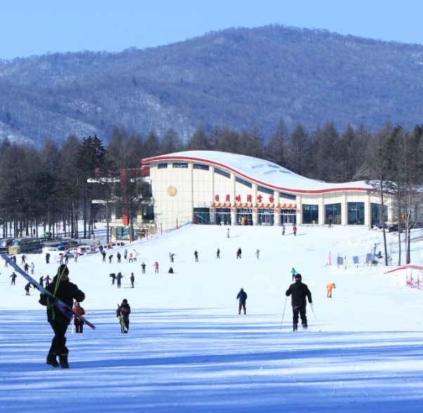 伊春市铁力日月峡滑雪场 - 图片4