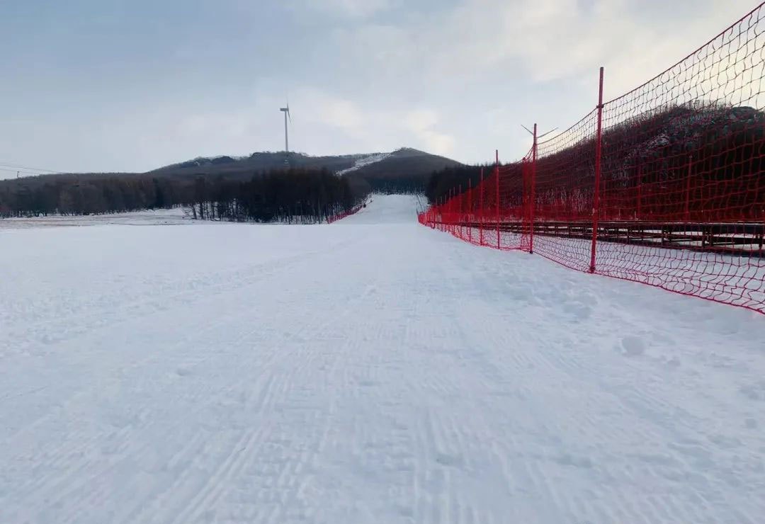 佳木斯市卧佛山滑雪场 - 图片4