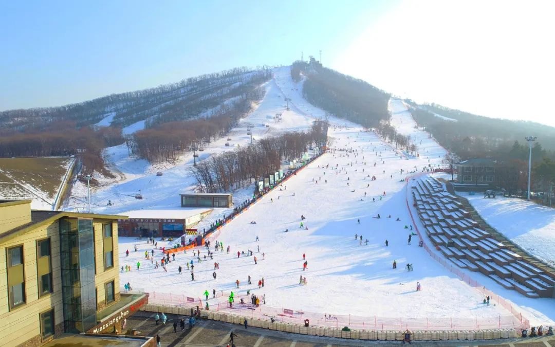 广电滑雪场 - 图片1