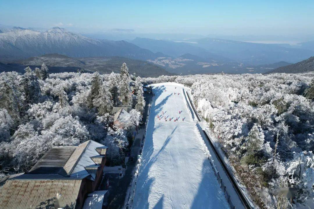 峨眉山滑雪场 - 图片4