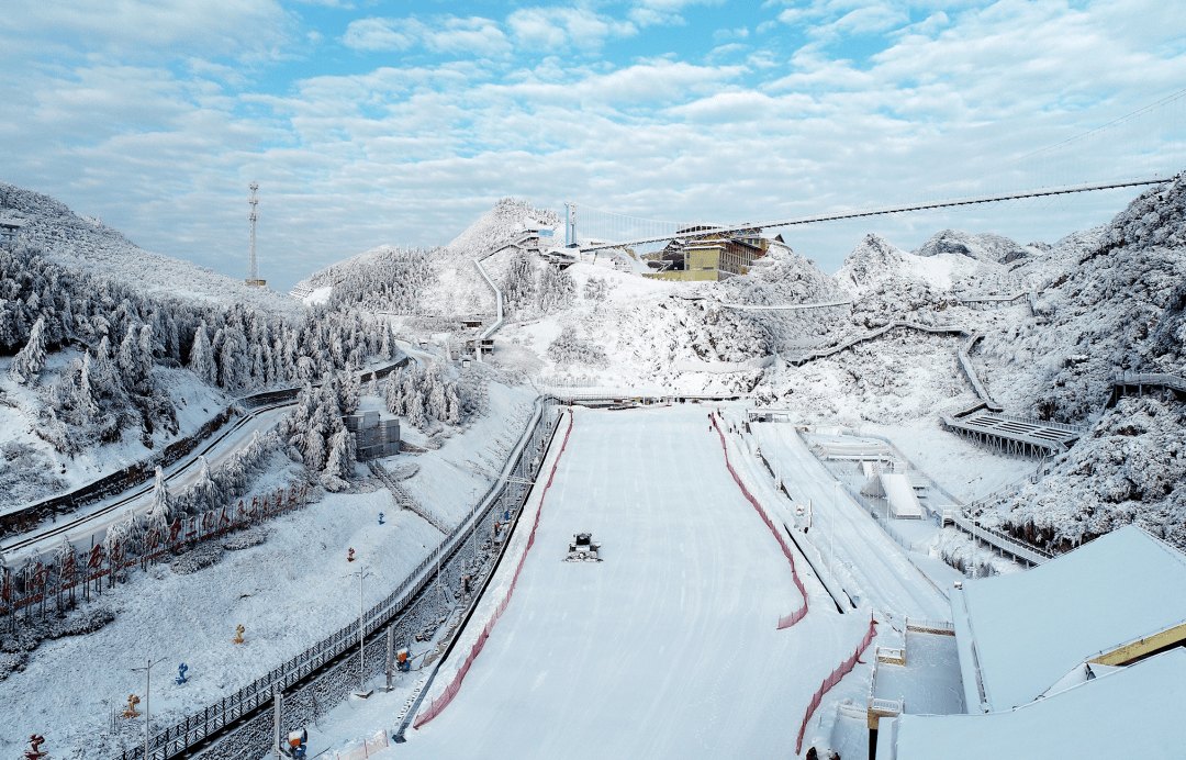 梅花山国际滑雪场 - 图片7