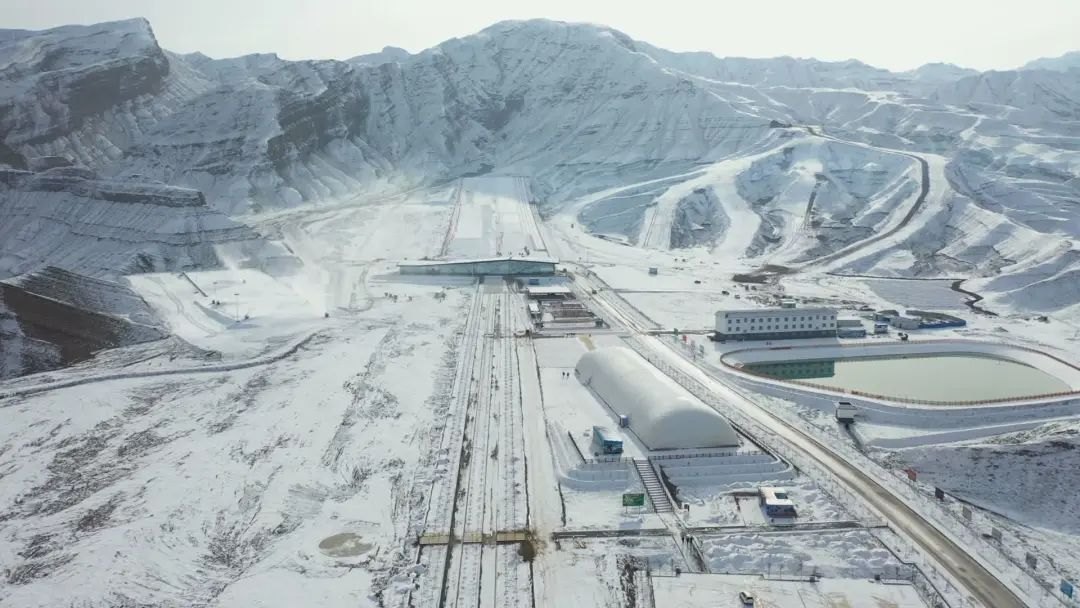 金湖杨国际滑雪场 - 图片4