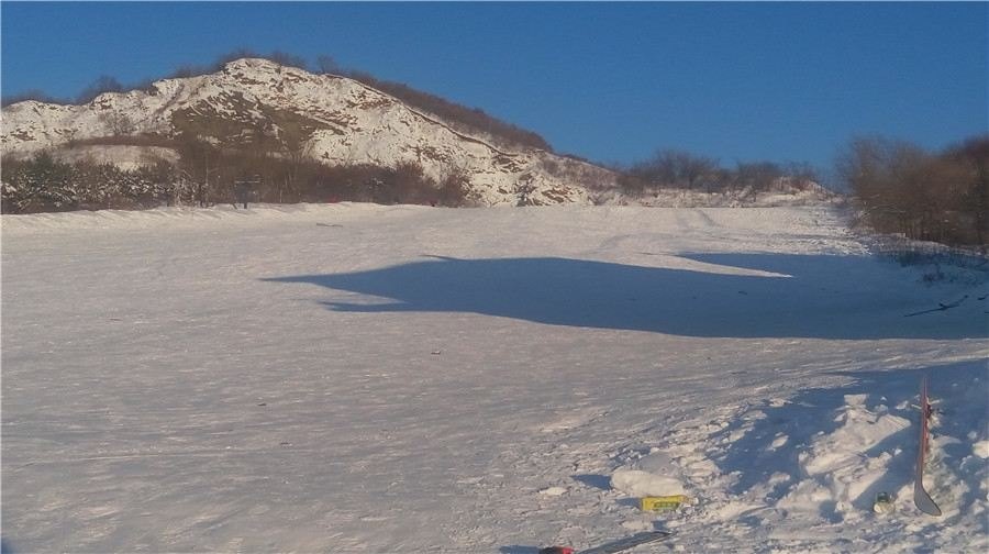 哈尔滨玉泉玉峰滑雪场 - 图片1