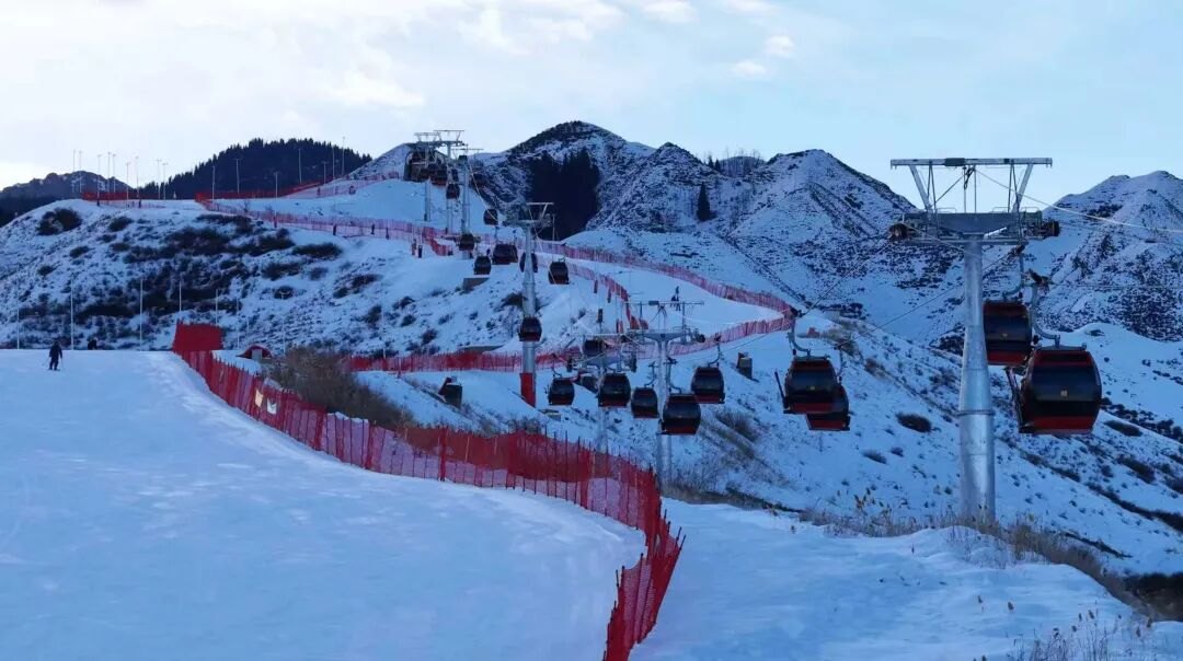 天山天池国际滑雪场 - 图片4