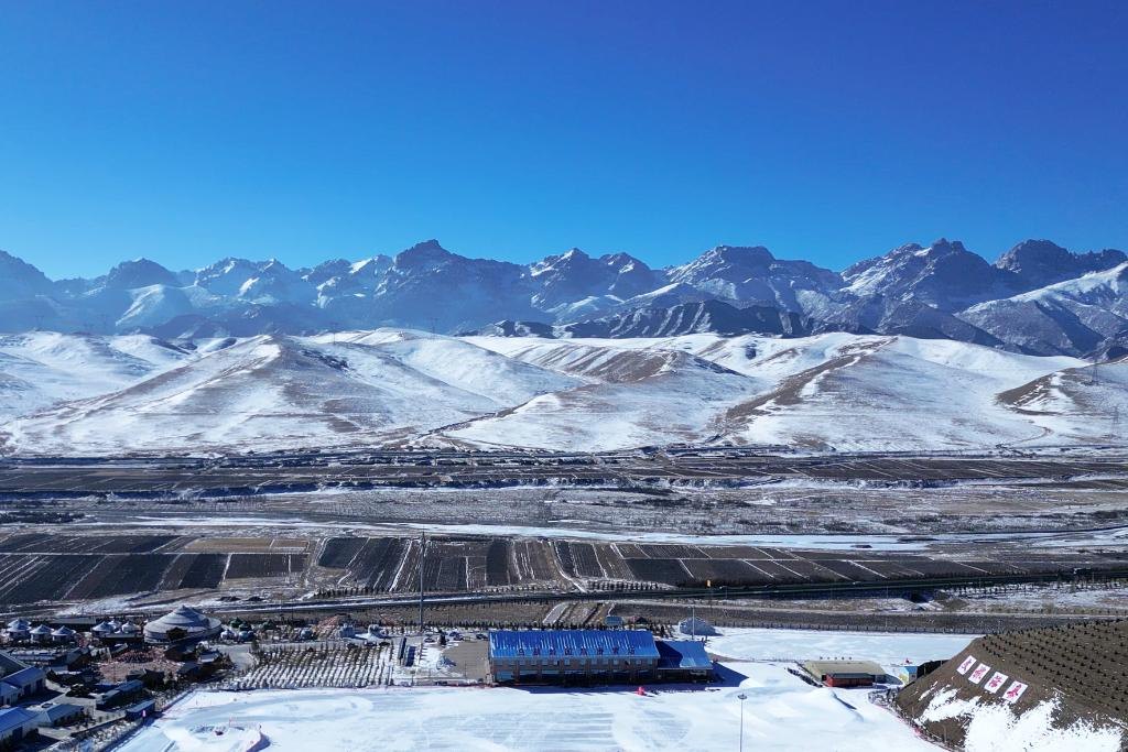 张掖市祁连山国际滑雪场 - 图片2