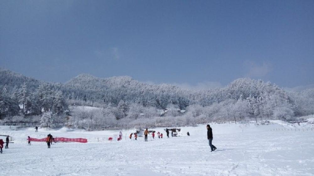 安徽岳西大别山国际滑雪场 - 图片3