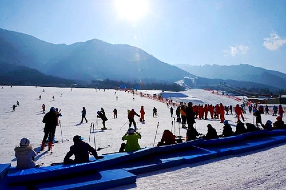 太白山森林公园滑雪场