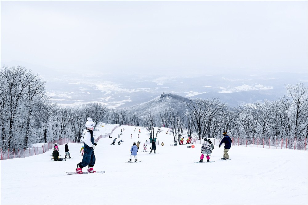 霍林河滑雪场 - 图片1