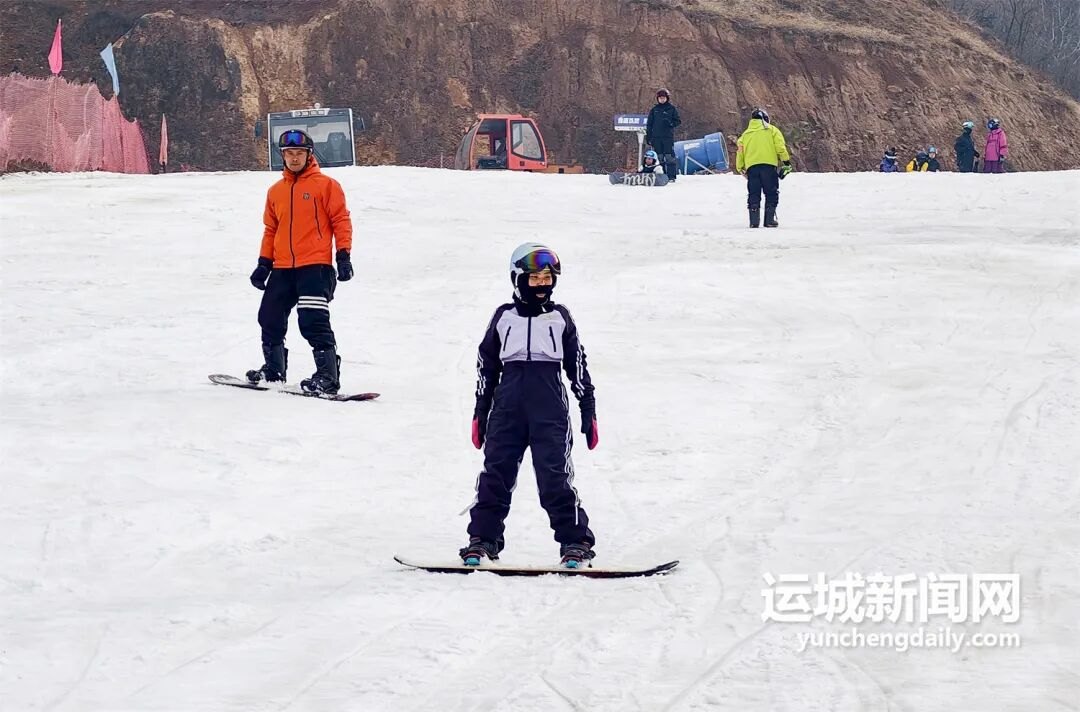 运城泗交国际滑雪场 - 图片1