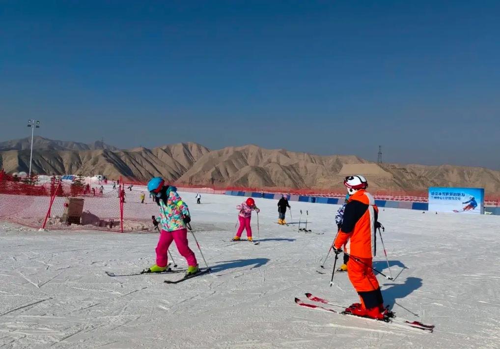 兰州龙山国际滑雪场 - 图片2