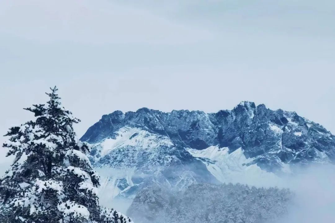 成都西岭雪山滑雪场